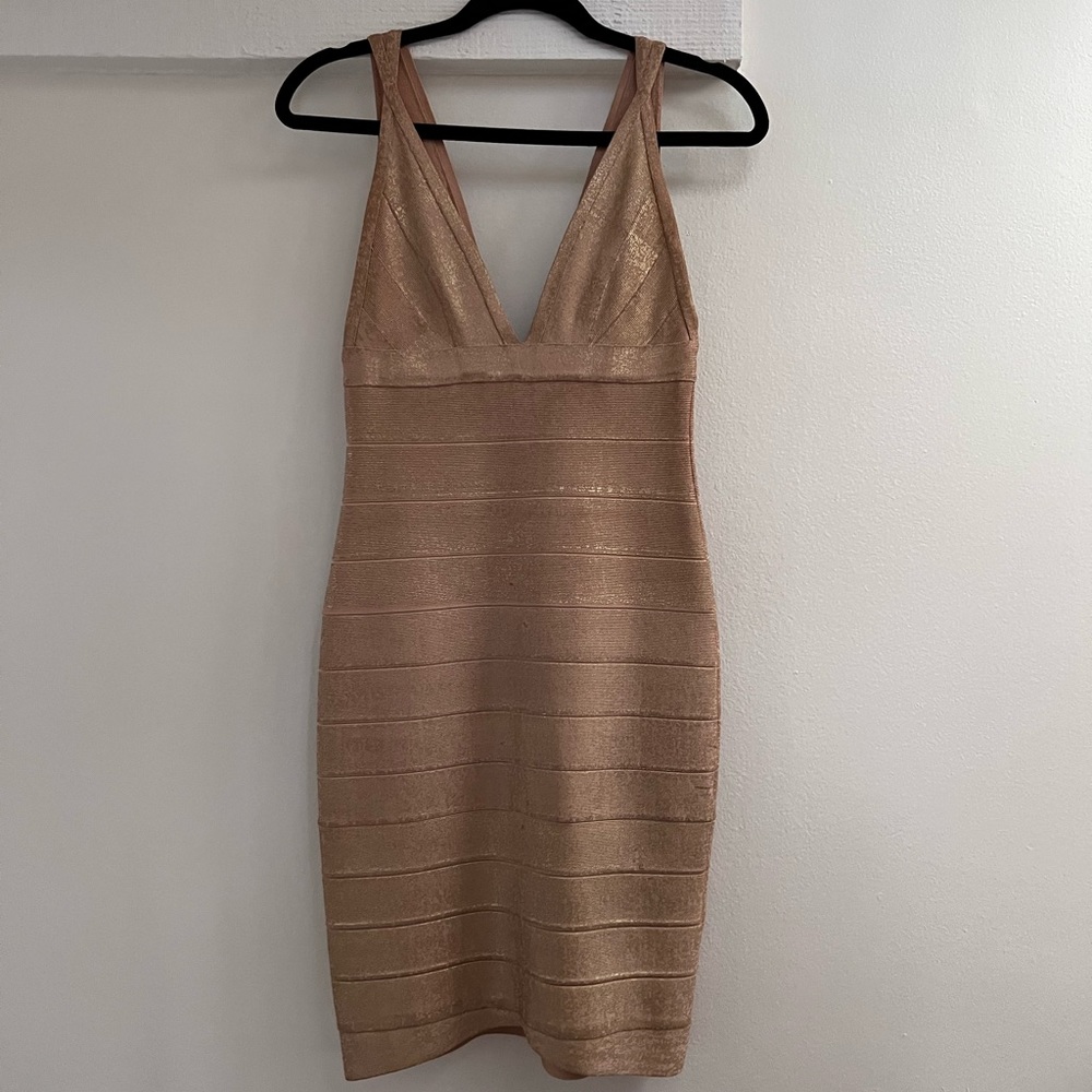 Herve Leger champagne body con dress